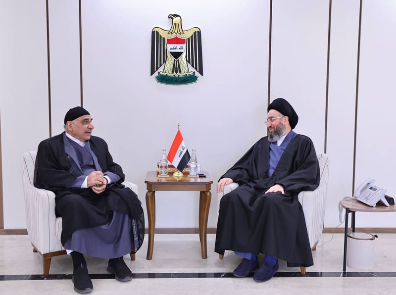 سماحة السيد عمار الحكيم خلال لقائه دولة رئيس الوزراء الأسبق الدكتور عادل عبد المهدي