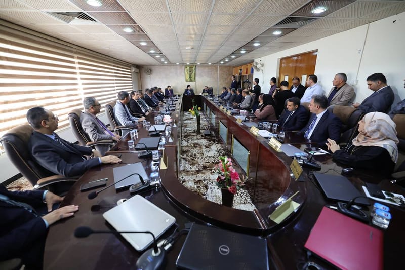 زيارة السيد عمار الحكيم لجامعة الكوفة