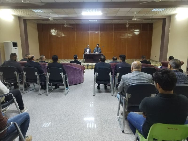 أثناء تواجده في محافظة ‎#ذي_قار، وخلال زيارته إلى مقر الجمعية العراقية للعلوم السياسية في المحافظة ولقائه نخبة من أعضائها، أكد الدكتور محمد حسام الحسيني على أهمية استثمار خبرات خريجي العلوم السياسية وأصحاب الشهادات العليا في هذا الاختصاص من قبل مؤسسات الدولة، ومساواة فرصهم مع أقرانهم في الاختصاصات الأخرى.