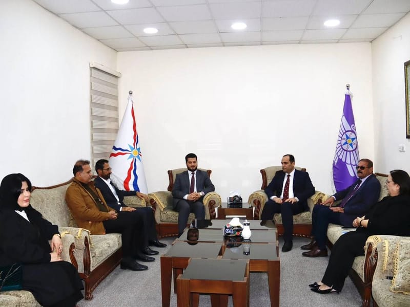 الأستاذ صباح الصالحي يزور مقر الحركة الديمقراطية الآشورية في قضاء عينكاوه ، ويلتقي السيد سرود سليم مقدسي، عضو المكتب السياسي، والسيد نبيل ملحم، مسؤول فرع أربيل، والسيد مارلين يوسف، مسؤول العلاقات.