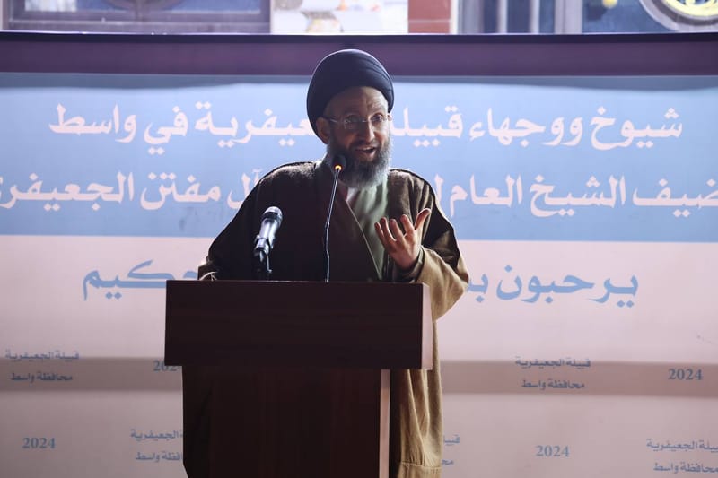 في مضيف قبيلة الجعيفرية مضيف الأخ العزيز جناب الشيخ لطيف عبد آل مفتن الجعيفري، التقي سماحة السيد عمار الحكيم جمعا من شيوخ ووجهاء الجعيفرية ومحافظة واسط