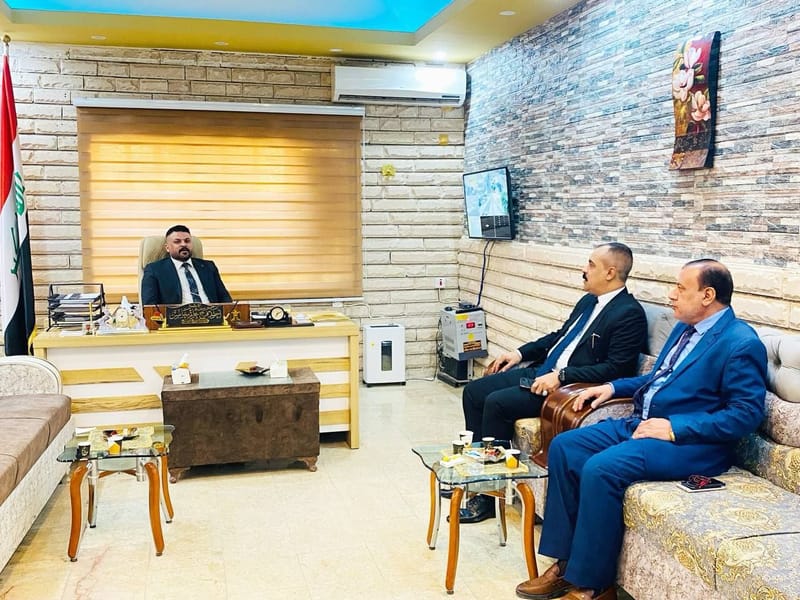 مسؤول مكتب شؤون الدولة في محافظة ديالى الأستاذ حيدر محمود وهيب يجري سلسلة من الزيارات لدوائر المحافظة لمتابعة عدد من الملفات الخدمية