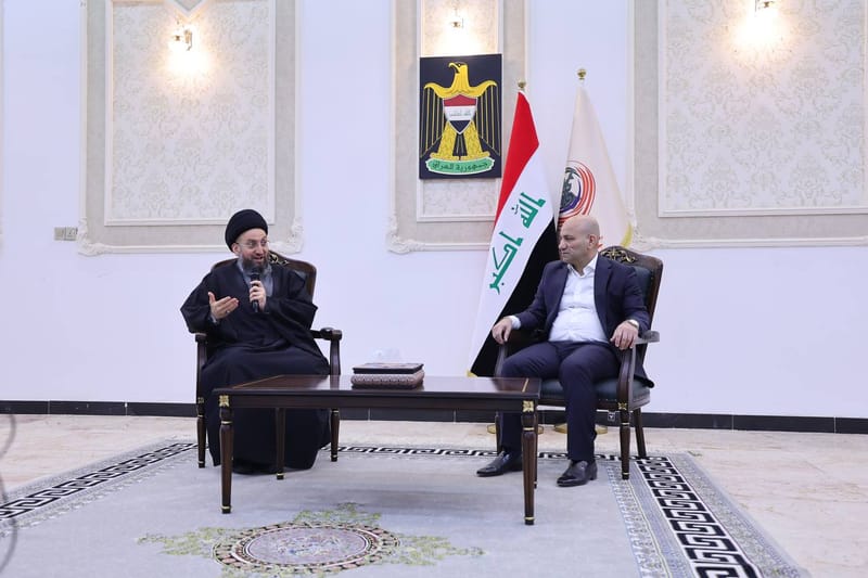 زيارة  سماحة السيد عمار الحكيم  الى محافظة ديالى، التقي المحافظ الأستاذ عدنان محمد الشمري وعدد من أعضاء مجلس المحافظة ورؤساء الوحدات الإدارية ومدراء الدوائر الخدمية والأمنية