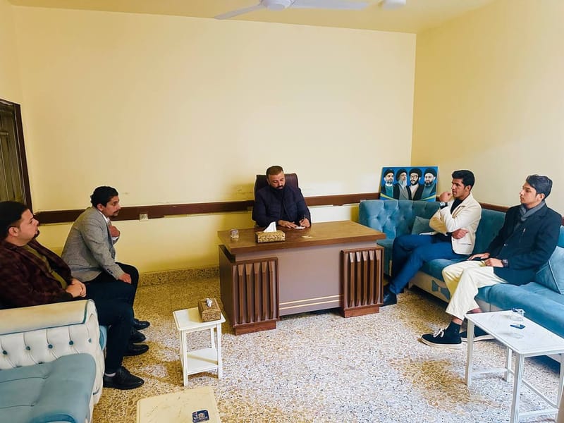 المكتب الإعلامي في محافظة الديوانية يعقد اجتماعه الدوري برئاسة الأستاذ علاء البصري لمناقشة آخر الاستعدادات الخاصة بكرنفال الأول من رجب يوم الشهيد العراقي.