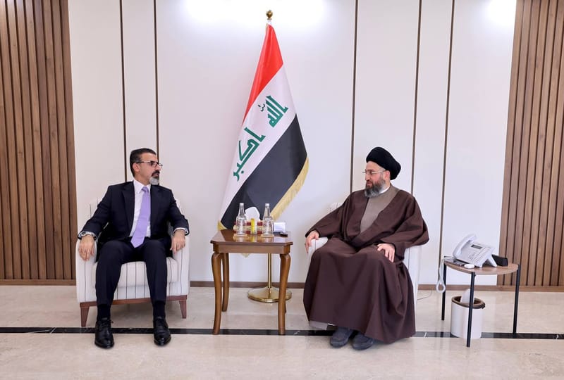 استقبل سماحة السيد عمار الحكيم  محافظ كركوك الأستاذ ريبوار طه يرافقه نائب المحافظ و عدد من الملاك المتقدم في المحافظة.