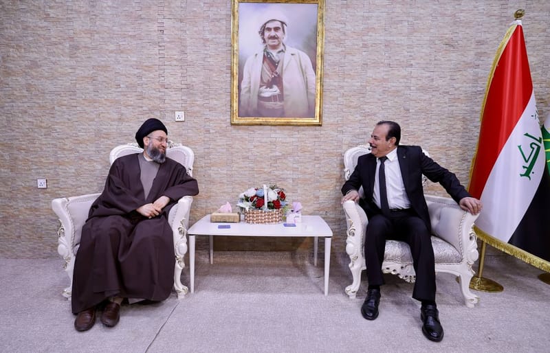 جولة سماحة السيد عمار الحكيم  في محافظة كركوك، التقي عددًا من قيادات الحزب الديمقراطي الكردستاني لدى زيارته لمقر الحزب في محافظة كركوك.