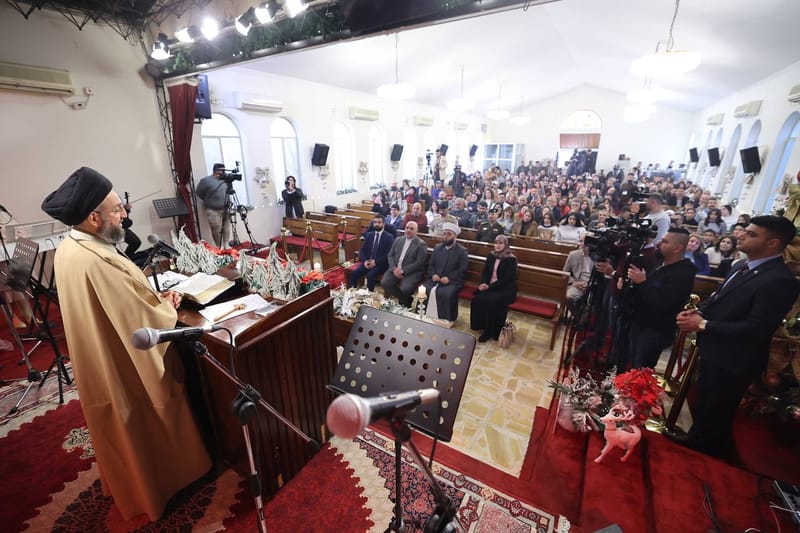 زار سماحة السيد عمار الحكيم كنيسة الاتحاد المسيحي الإنجيلية