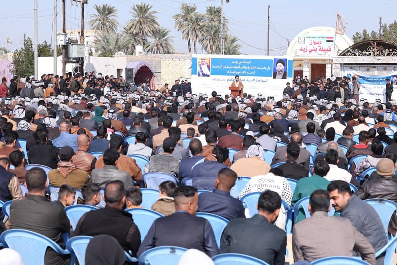 من قضاء الشطرة بمحافظة ذي قار  زار سماحة السيد عمار الحكيم  مضيف قبيلة بني زيد مضيف الشيخ رياض فرهود سليمان آل شريف، التقينا جمعا غفيرا من شيوخ ووجهاء قضاء الشطرة