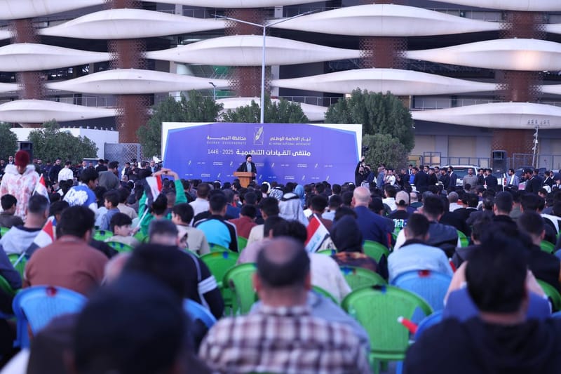 في إطار جولة  سماحة السيد عمار الحكيم  في محافظة البصرة، التقي جمعًا غفيرًا من القيادات التنظيمية لتيار الحكمة الوطني