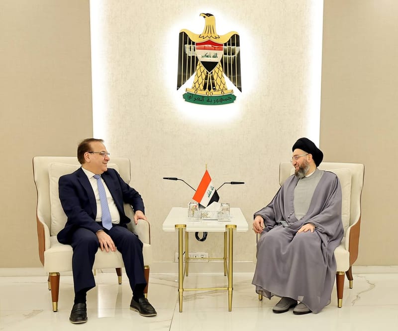 التقي سماحة السيد عمار الحكيم  سعادة السفير اللبناني في العراق السيد علي الحبحاب