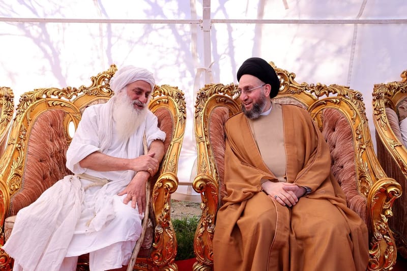 حضورسماحة السيد عمار الحكيم  لتهنئة شركائنا في الوطن والإنسانية من أبناء طائفة الصابئة المندائية بعيد الخليقة (البرونايا)، وبحضور رئيس الطائفة، جناب الشيخ ستار جبار الحلو