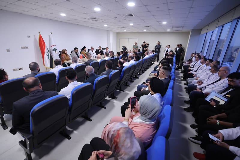 زيارة سماحة السيد عمار الحكيم مستشفى الشعب العام