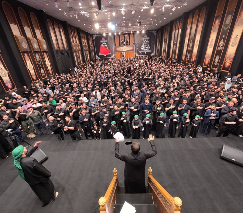 في هذه الليلة، ننعى عليًا ونذرف الدموع عليه، ولكن ذلك ليس كافيًا، إنما يجب أن نثأر لعلي (عليه السلام) من خلال الالتزام بنهجه، والتمسك بمشروعه، والانتصار لقيمه.