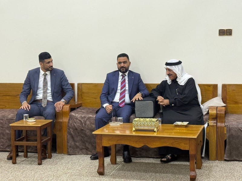 مسؤول إقليم الشمال والغرب الأستاذ وائل الأسدي يزور الشيخ رعد علي العلي السليمان أمير قبائل الدليم في المحافظة.