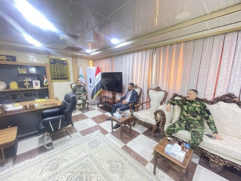 مسؤول إقليم الشمال والغرب الأستاذ وائل الأسدي يزور الحاج سعد دواي، قائد حشد الأنبار، وينقل سلام وتحيات سماحة السيد الحكيم إلى قيادة ومقاتلي الحشد تقديراً لتضحياتهم وجهودهم الوطنية.