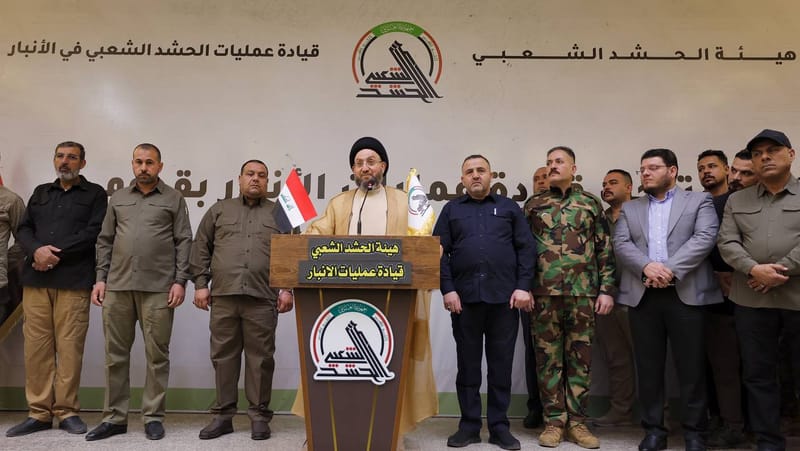 زار سماحة السيد عمار الحكيم مقر عمليات الحشد الشعبي في محافظة الأنبار، والتقى  بعدد من القادة وآمري الألوية، وجمع من المقاتلين