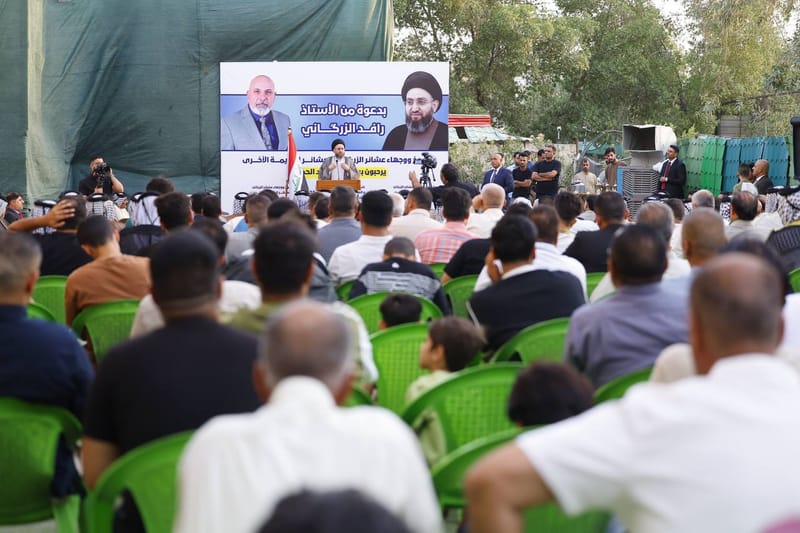 التقي سماحة السيد عمار الحكيم جمعًا من شيوخ ووجهاء عشائر الزرگان والعشائر الكريمة الأخرى، وبارك لهم عيد الغدير الأغر.