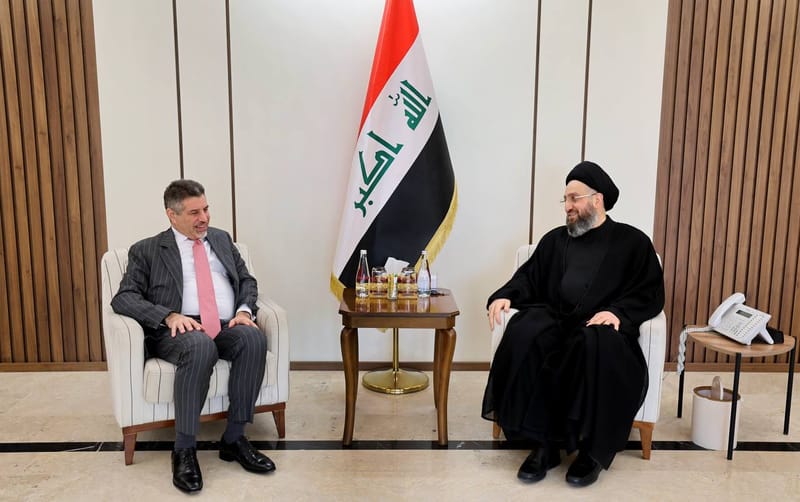 التقي سماحة السيد عمار الحكيم  بالقائم بأعمال سفارة الولايات المتحدة الأمريكية في بغداد، السفير ستيفن فاجين