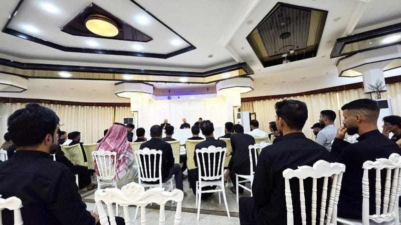 أمين محافظة المثنى الأستاذ رائد العامري يلتقي مسؤولي المكاتب والمناطق في الدائرة الثالثة، بحضور مسؤول تنظيمات المحافظة  السيد مؤيد الياسري ومسؤول الدائرة الأستاذ عمار فاضل علي.