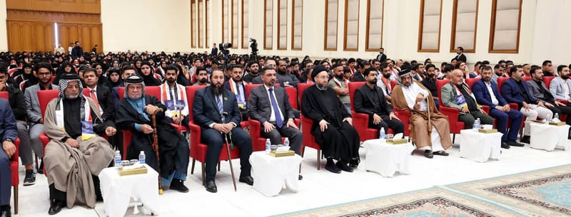 التقي سماحة السيد عمار الحكيم صباح اليوم بجمعٍ من جمهور تجمع "إصرار" في بغداد