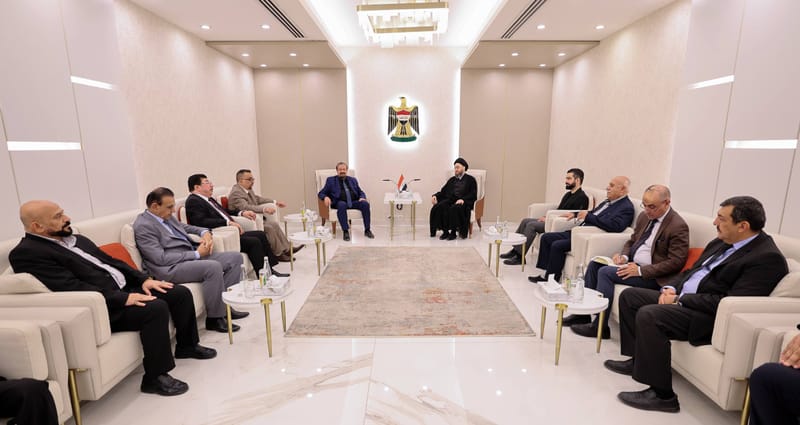 التقي سماحة السيد عمار الحكيم  وفد اتحاد الأكاديميين والتقنيين العرب برئاسة الدكتور مرتضى النوري،