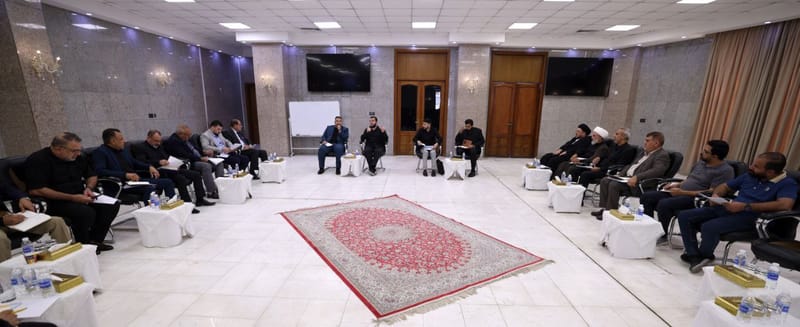 السيد رضا الحكيم يترأس الاجتماع الانتخابي الأول لفرق الهيأة العامة في المحافظات، بحضور النائب الأول لرئيس الهيأة العلوية زينب الغرابي.