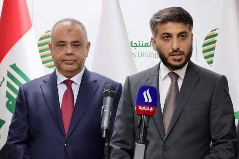 محافظ النجف الأشرف يبحث مع مدير شركة توزيع المنتجات النفطية دعم تجهيز وقود مطار المحافظة