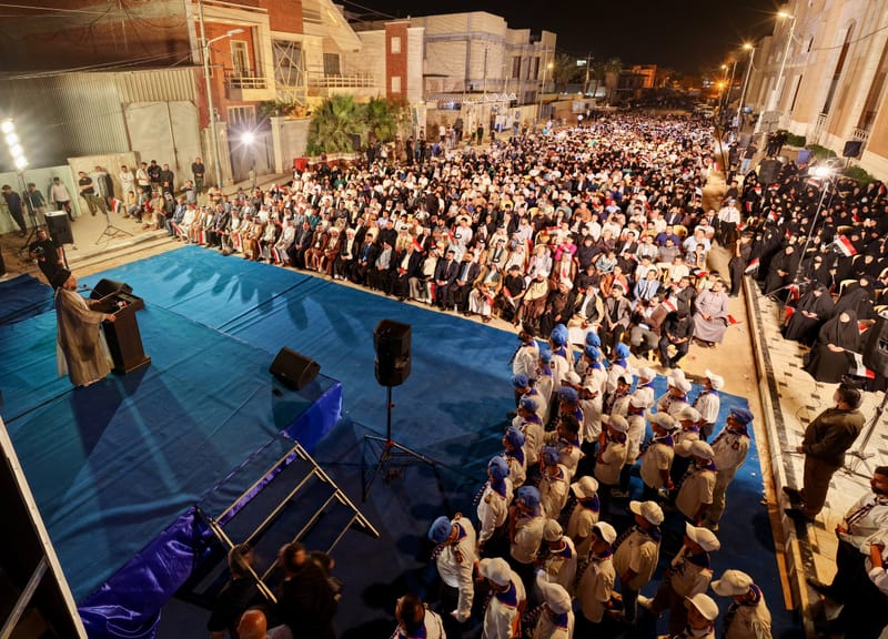 سماحة السيد الحكيم يلتقي جمعًا غفيرًا من القيادات التنظيمية في النجف الأشرف