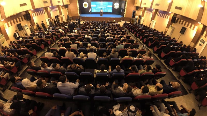 سماحة السيد الحكيم يلتقي جمعًا كبيرًا من القيادات التنظيمية في واسط