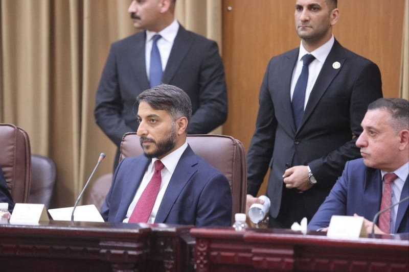 بحضور رئيس البرلمان.. محافظ النجف الأشرف يطالب بزيادة تخصيصات المحافظةوتخصيص موازنةٍ للزيارات المليونية