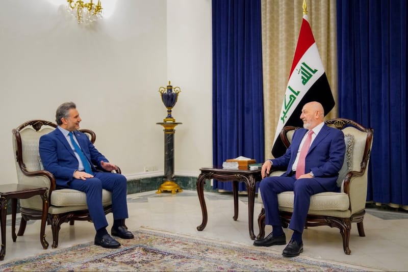 رئيس الجهاز التنفيذي لهيأة الإعلام والاتصالات يلتقي فخامة رئيس الجمهورية