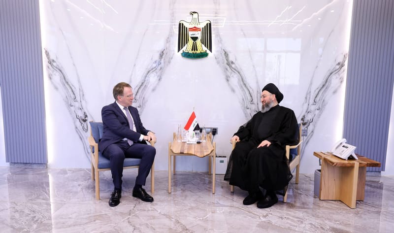 سماحة السيد الحكيم يلتقي السفير الفرنسي مع قرب انتهاء مهامه في العراق