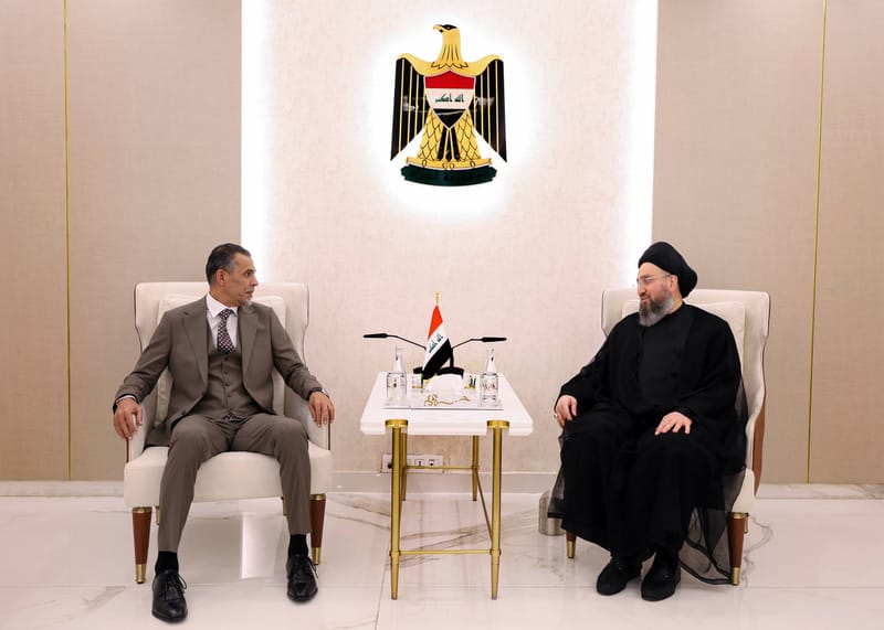 سماحة السيد الحكيم يستقبل رئيس الاتحاد العراقي لكرة القدم