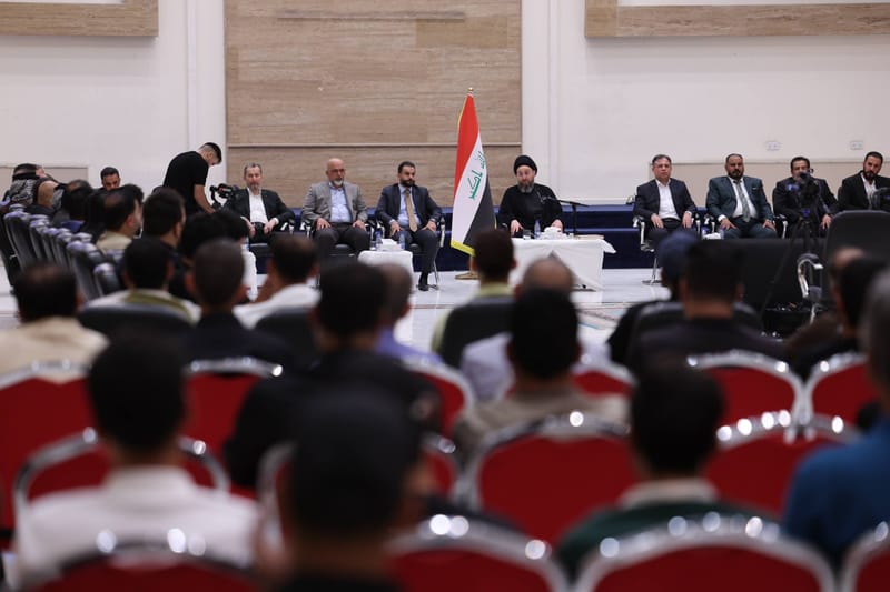 سماحة السيد الحكيم يلتقي جمعا من القيادات التنظيمية في مدينة الصدر ببغداد