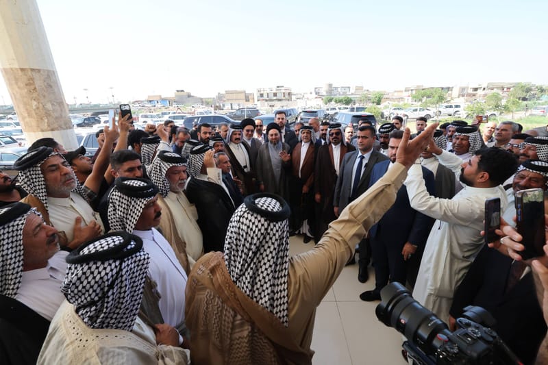من الديوانية.. سماحة السيد الحكيم يلتقي جمعاً من شيوخ ووجهاء قبيلة الأكرع