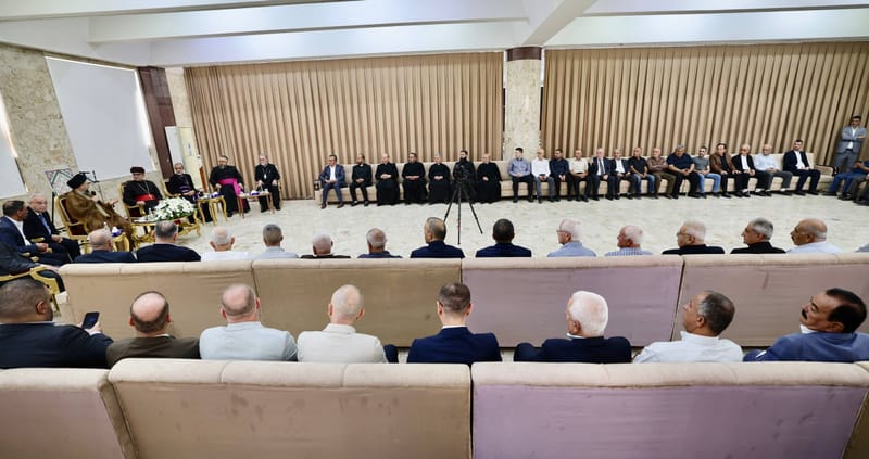 سماحة السيد الحكيم يزور كنيسة المشرق الآشورية في دهوك