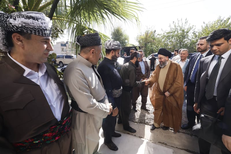 سماحة السيد الحكيم يزور مضيف الشيخ رشيد رسول چوماني في أربيل