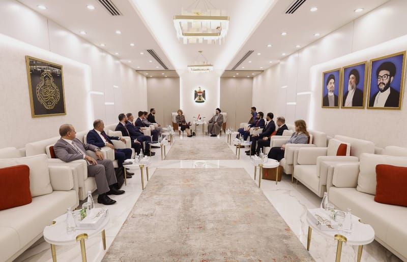 سماحة السيد الحكيم يستقبل وفد مجلس الأعمال العراقي البريطاني