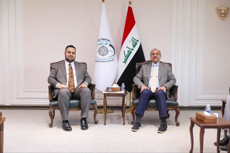 النائب الدكتور أحمد سالم الساعدي يلتقي محافظ بغداد الأستاذ عطوان العطواني، ويناقش معه الأوضاع الخدمية في العاصمة.