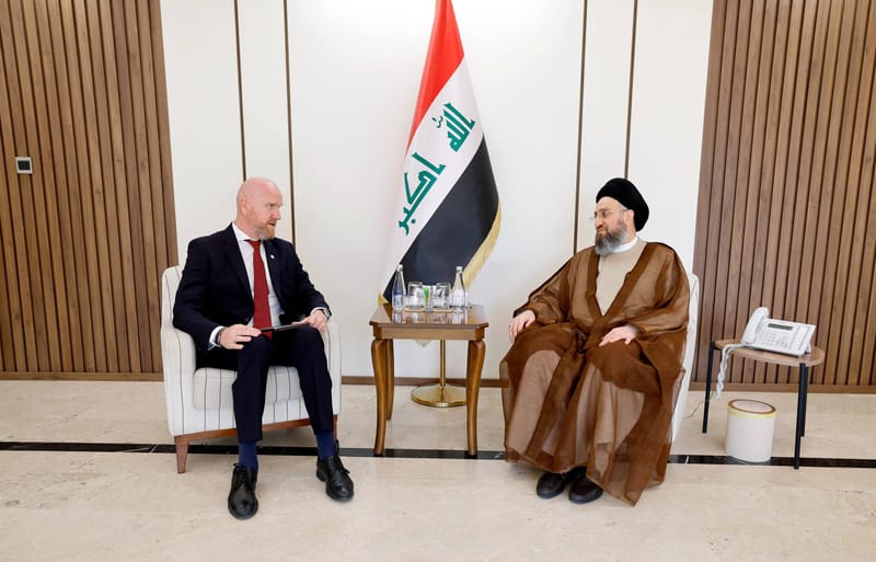سماحة السيد الحكيم يستقبل رئيس اللجنة الدولية للصليب الأحمر في العراق