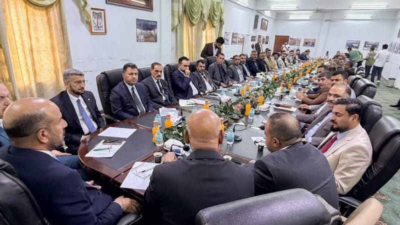 محافظ ذي قار يترأس اجتماعاً لتحديد أولويات العمل الخدمي
