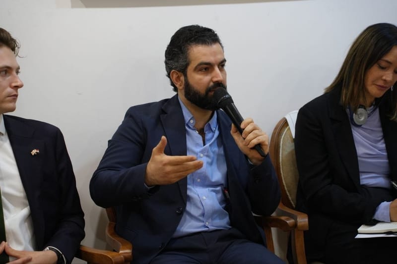 الدكتور محمد حسام الحسيني يدعو إلى زيارات قمة لرؤساء الدول إلى العراق