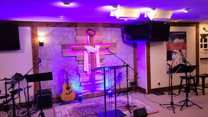 Worship Services Sunday's at 10:30am