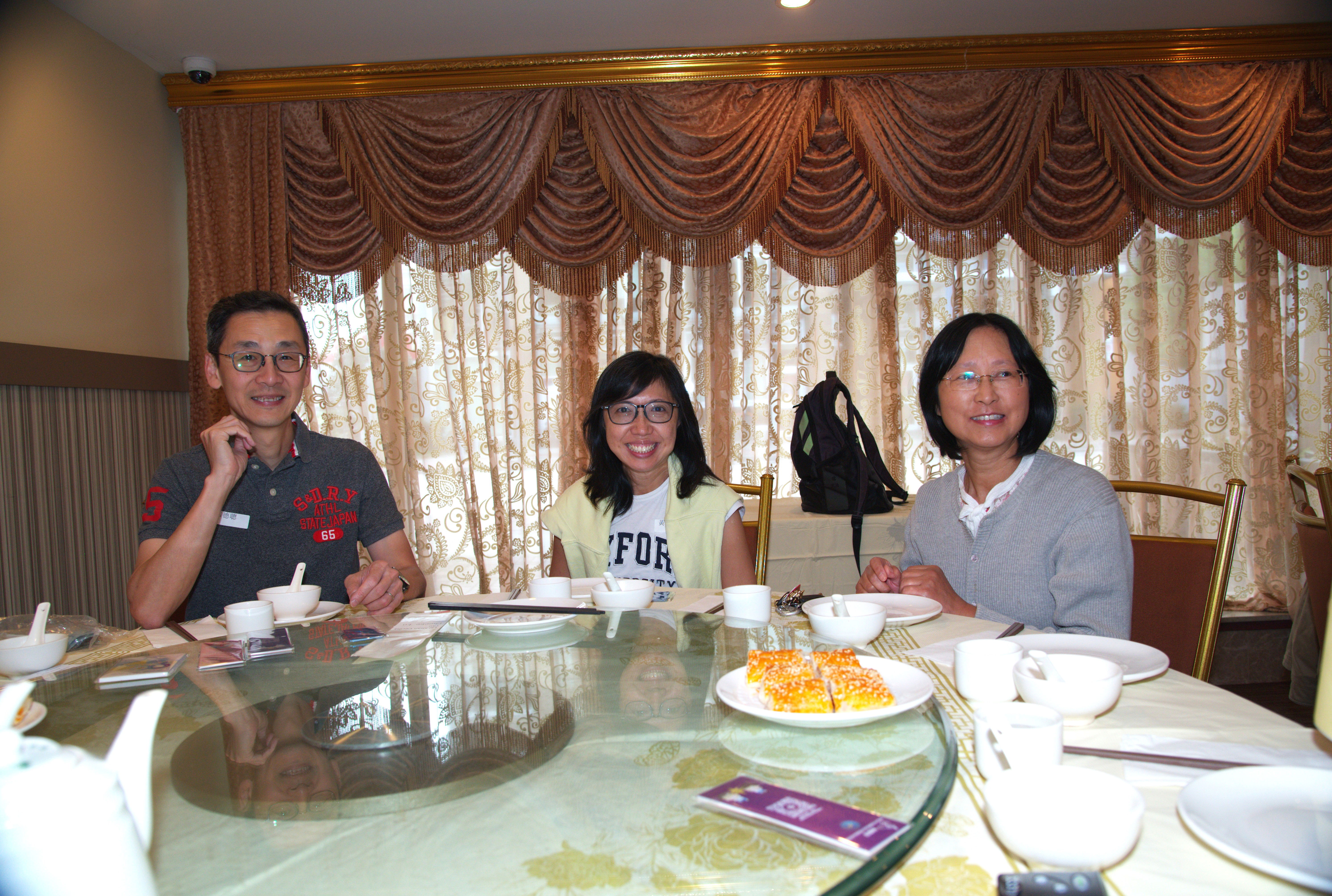    Previous and current School Principals 前任和現任校長