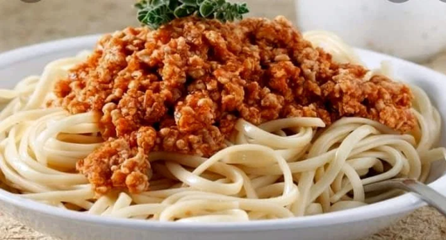 Spaghetti with minced meat