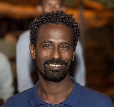 رحل من كان صوته نبض المكلومين؟ وداعاً يوسف هندوسة … القلب الذي لايعرف إلا العطاء؟