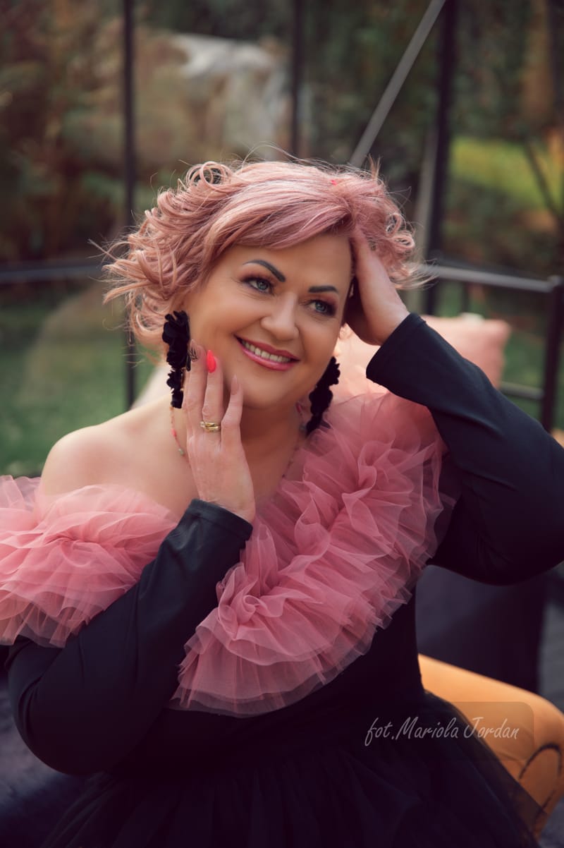 Magiczna szklarnia – kobiecość wśród zieleni