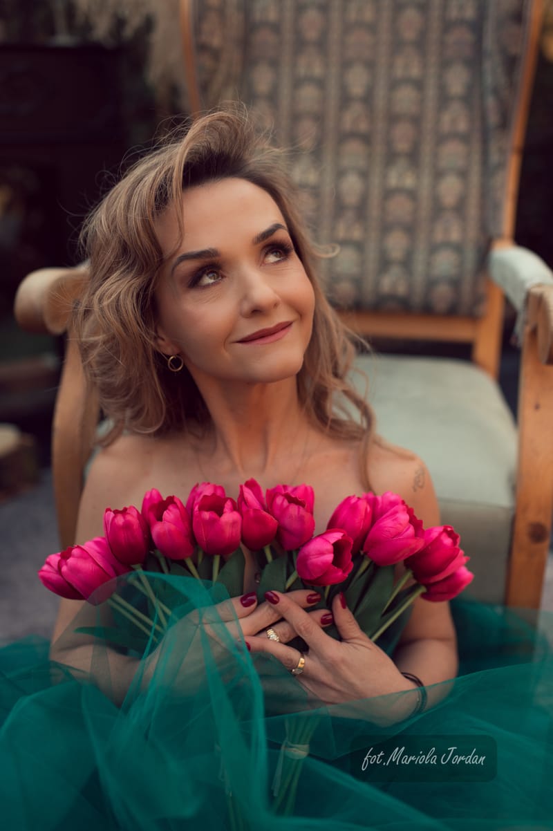 Magiczna szklarnia – kobiecość wśród zieleni