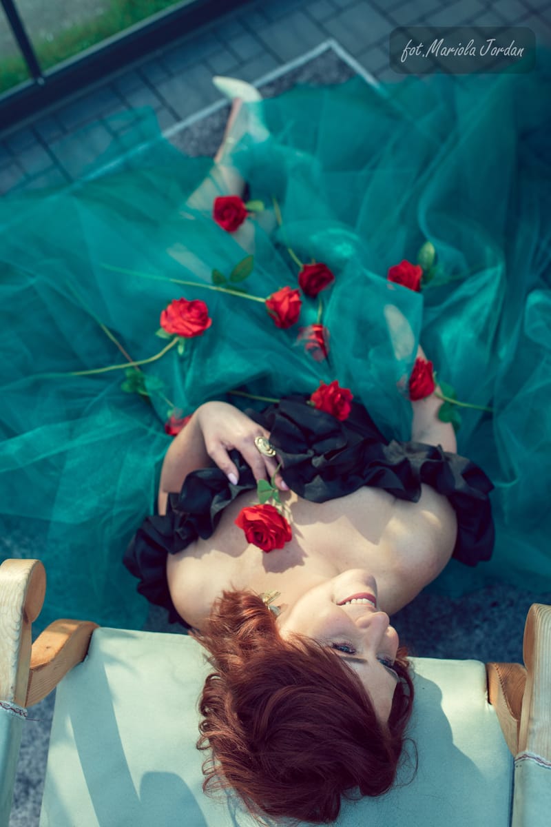 Magiczna szklarnia – kobiecość wśród zieleni