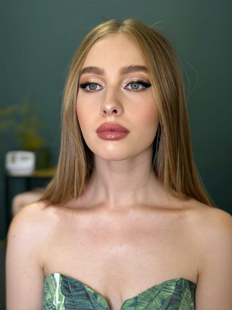 BRIDAL LOOK